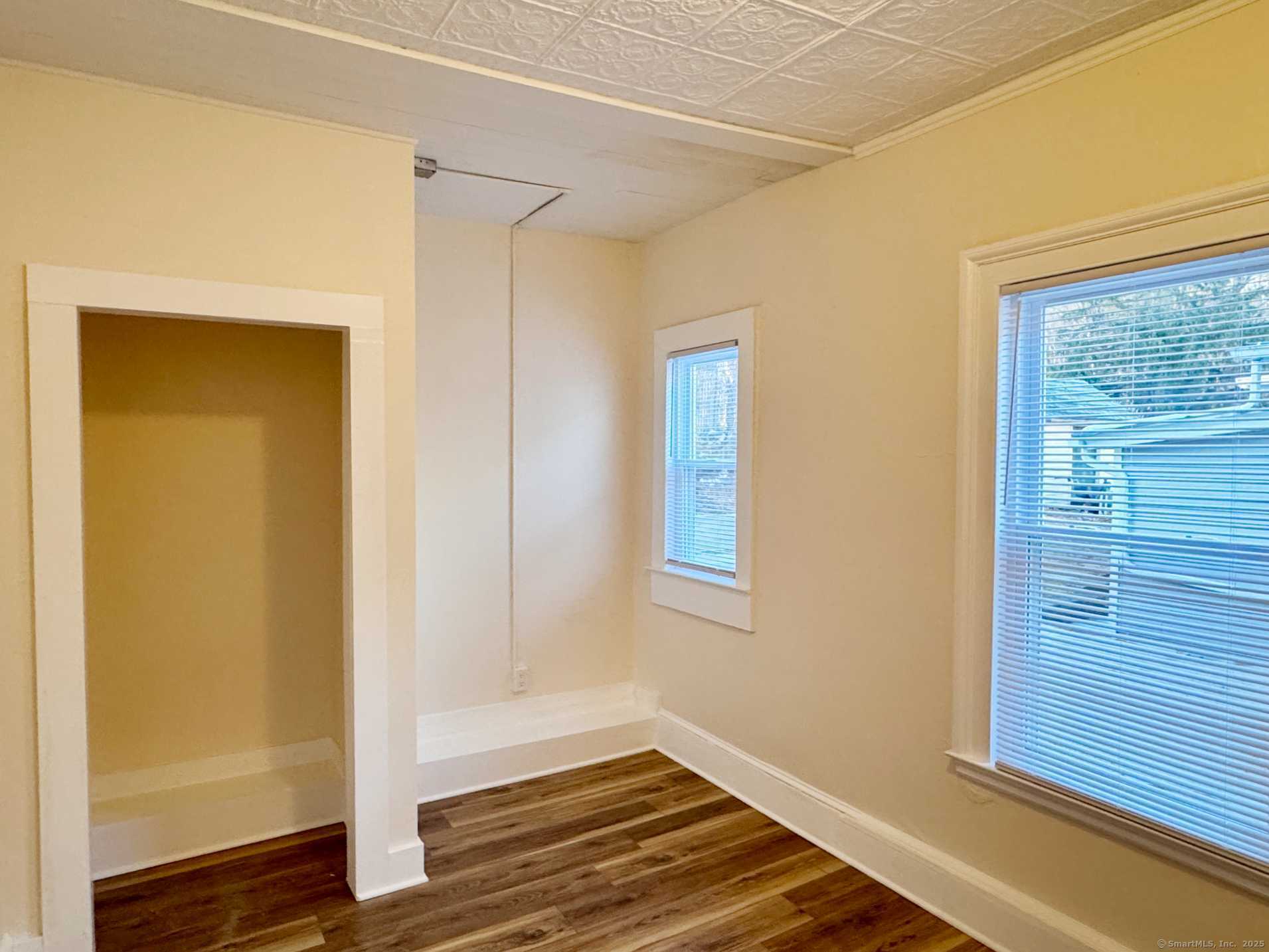 535 Main Street 1R