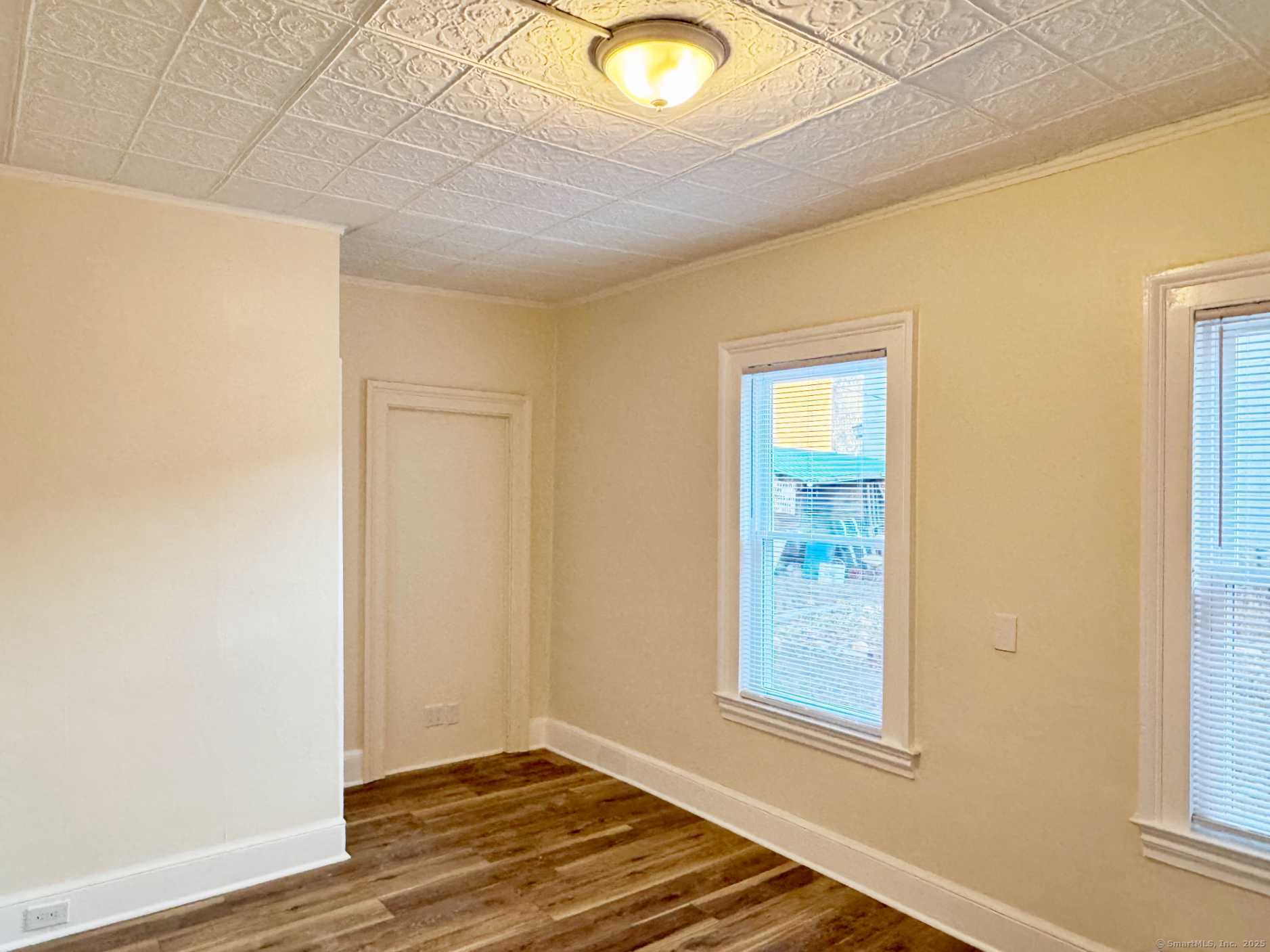 535 Main Street 1R
