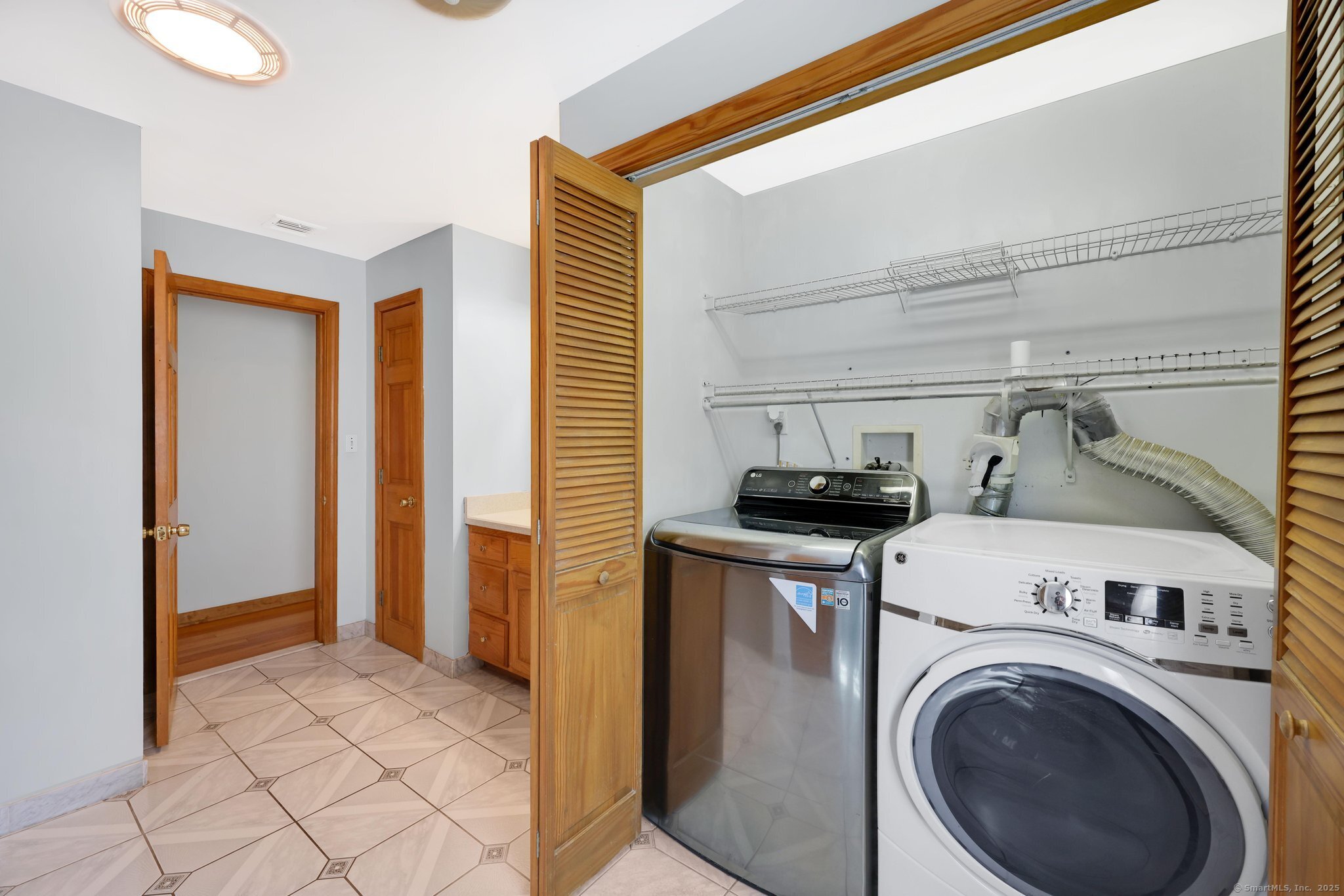 1404 Meriden Avenue, Southington, Connecticut image 23