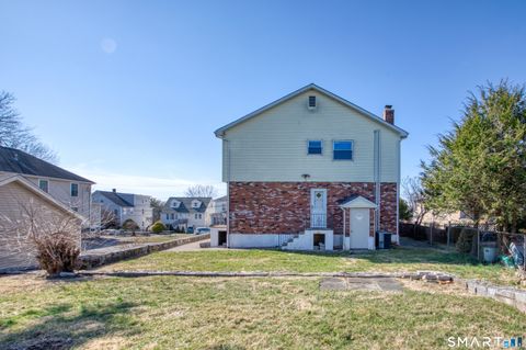 Tiny photo for 25 Alexander Street #B, Greenwich, CT 06830 (MLS # 24157773)