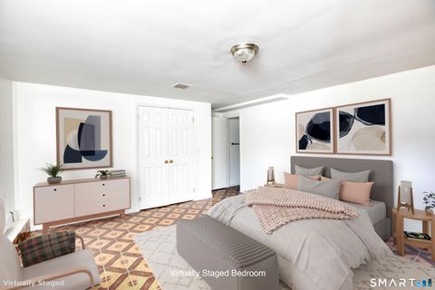 Tiny photo for 25 Alexander Street #B, Greenwich, CT 06830 (MLS # 24157773)