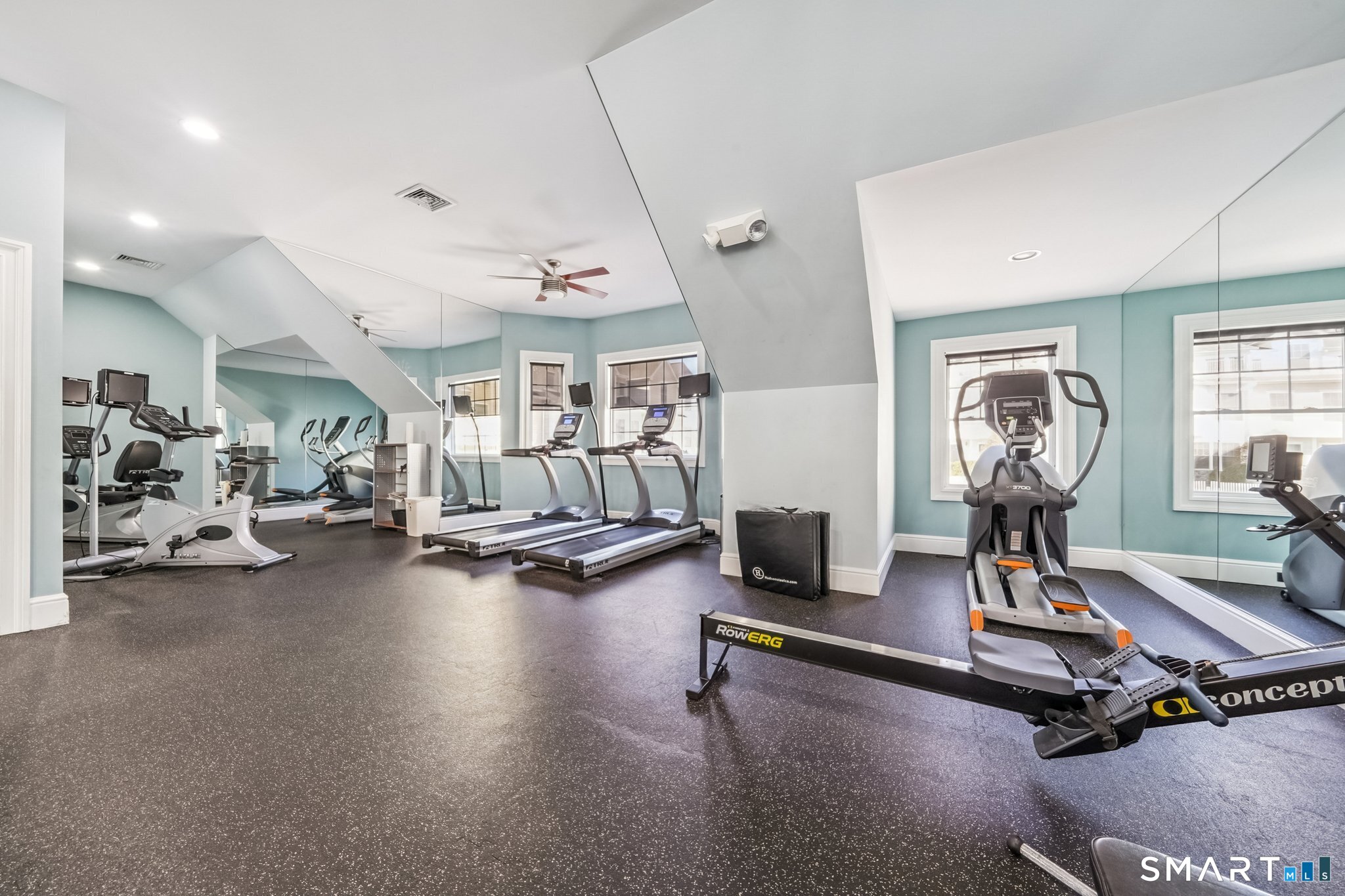 85 Camp Avenue APT 3B