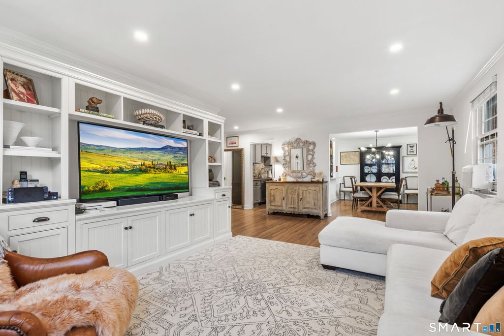 Photo of 148 Putnam Park, Greenwich, CT 06830 (MLS # 24164334)