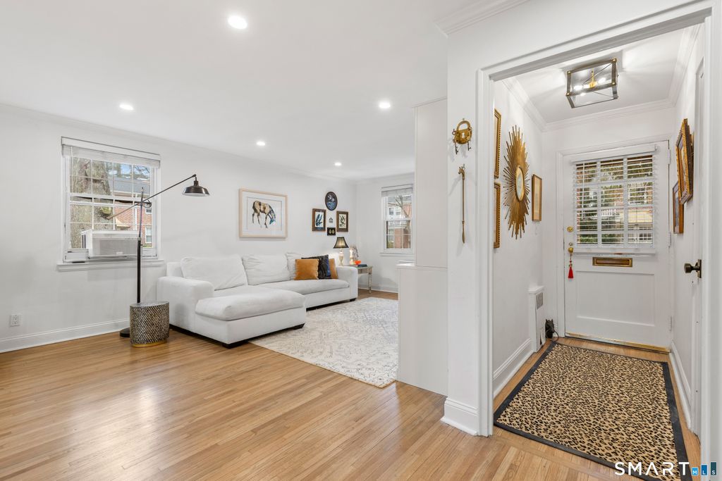 Photo of 148 Putnam Park, Greenwich, CT 06830 (MLS # 24164334)