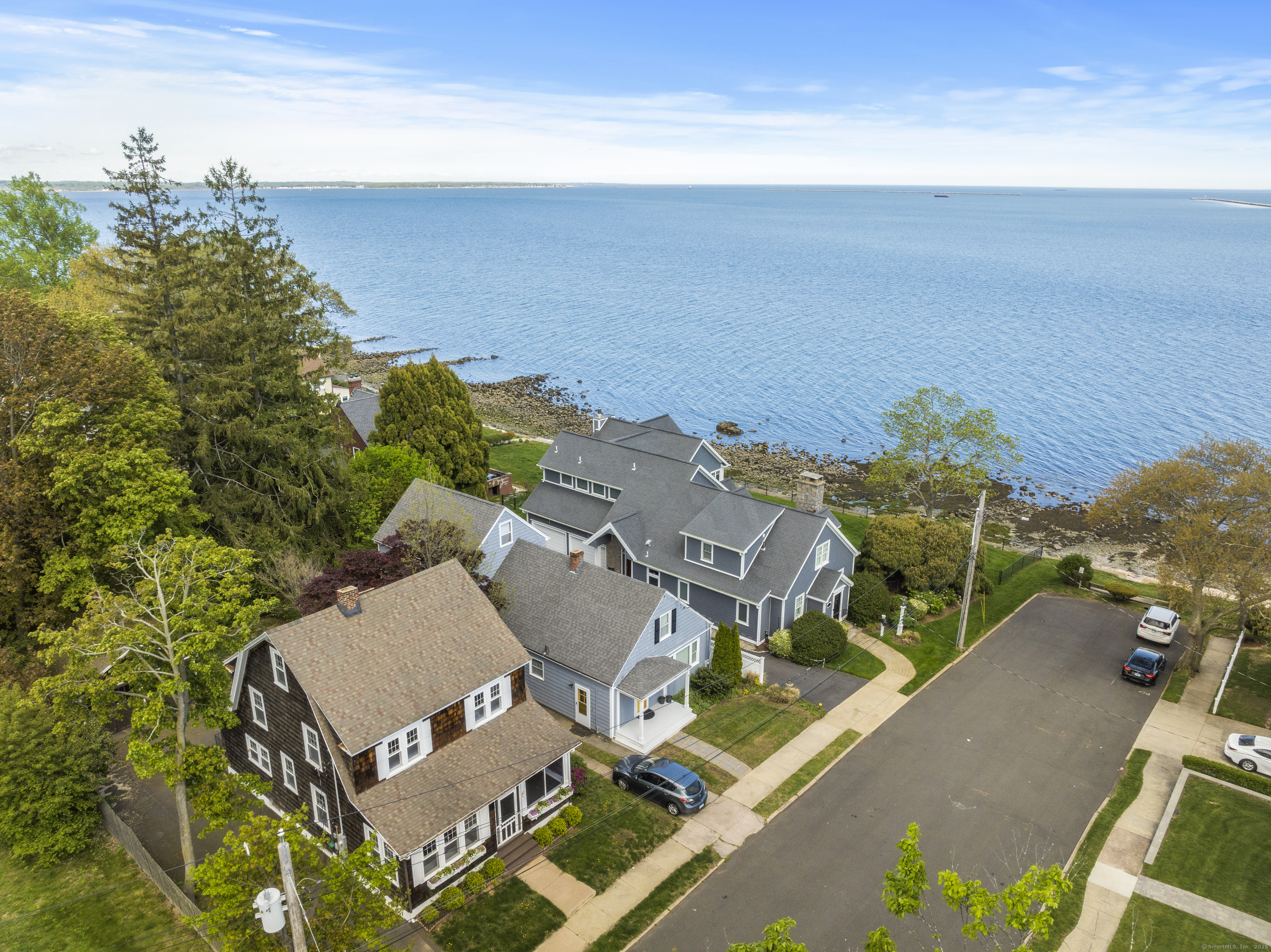 7 Roberts Street, West Haven, Connecticut image 2