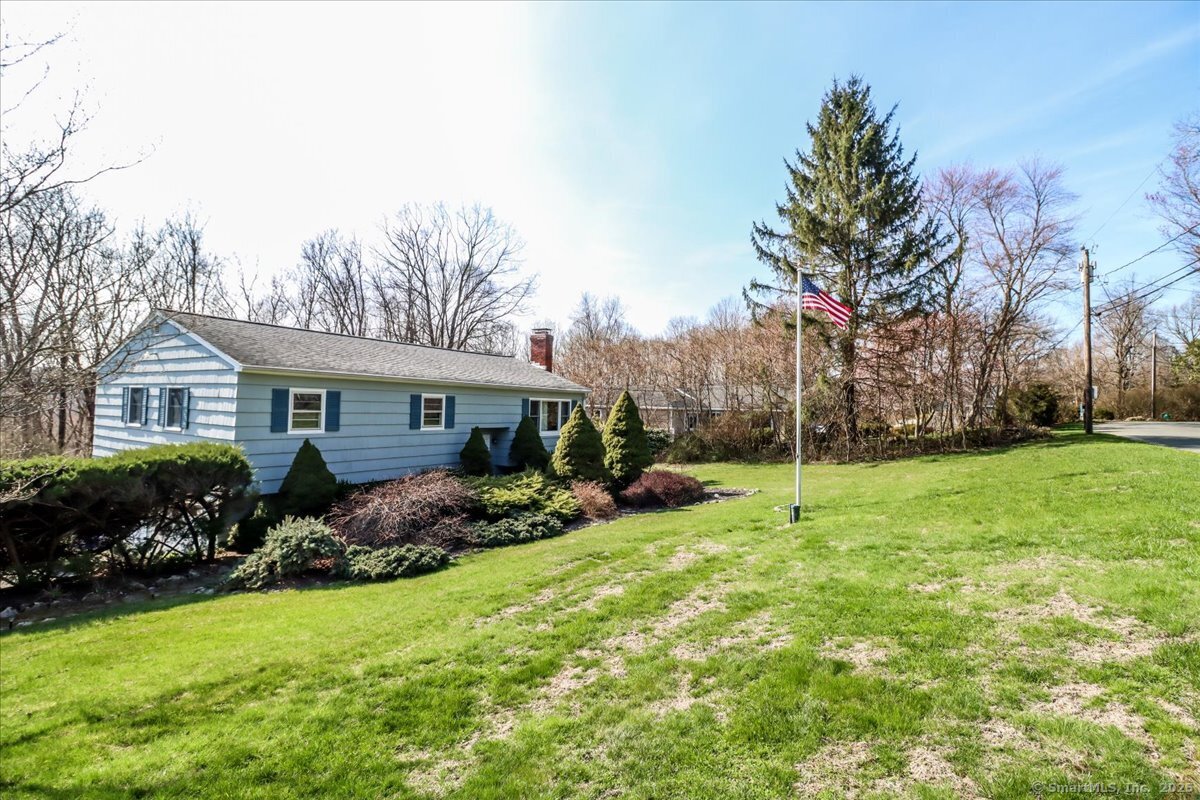 6 Pell Mell Drive, Bethel, Connecticut image 4