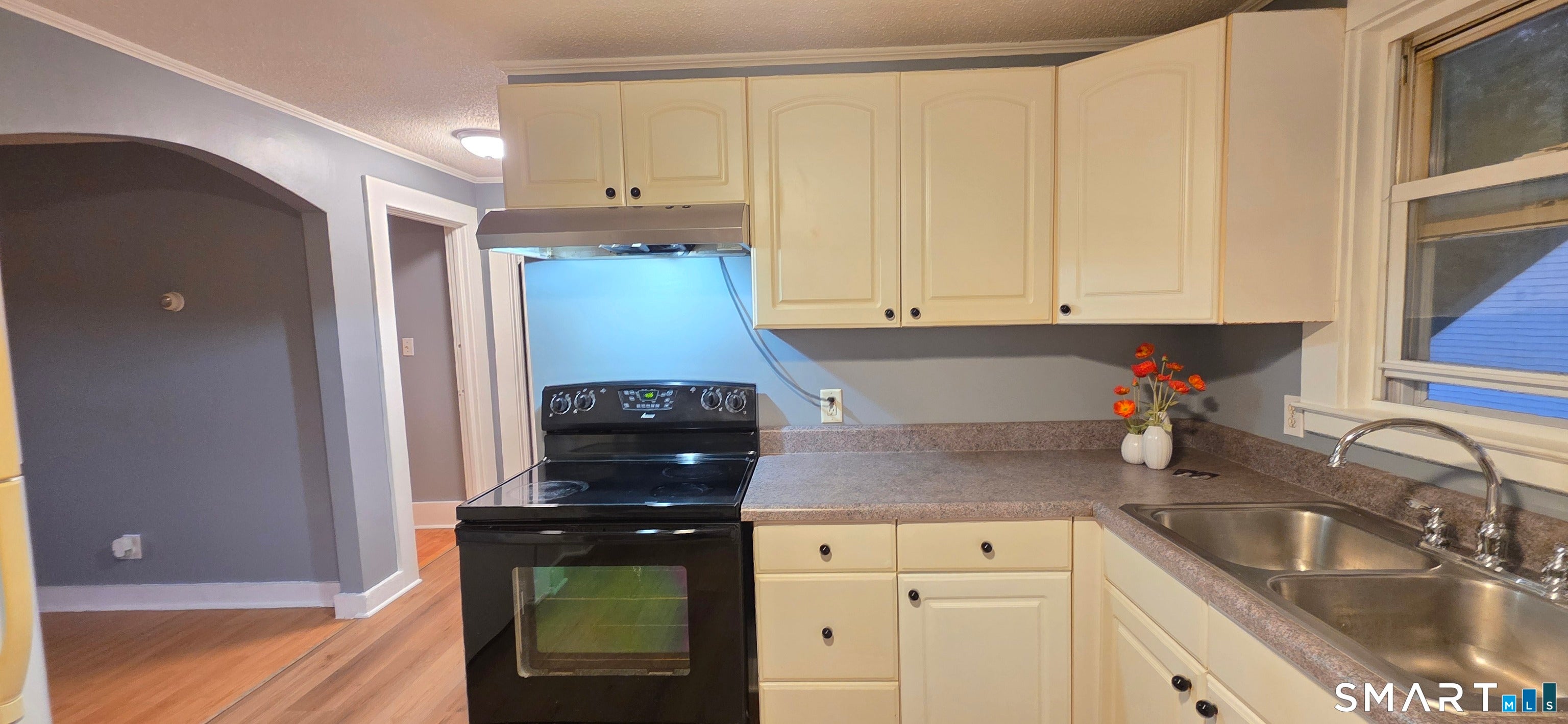 2354 Main Street 2