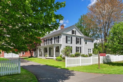 309 North Grand Street Suffield CT 06093