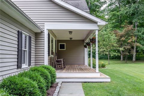 A home in New Milford