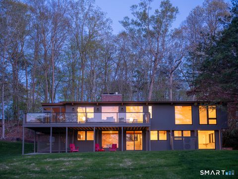 Photo of 5 Hemlock Drive, Essex, CT 06426 (MLS # 24172998)