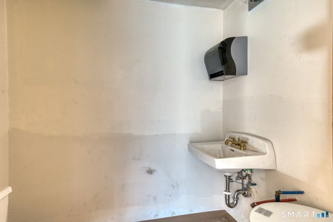 Tiny photo for 2404 Main Street, Hartford, CT 06120 (MLS # 24199980)