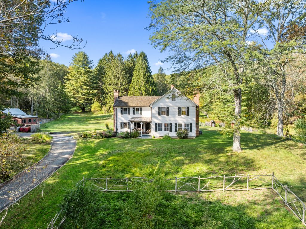 Photo of 96 Squire Road, Roxbury, CT 06783 (MLS # 24130083)