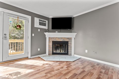 Tiny photo for 103 Hamden Avenue #B, Waterbury, CT 06704 (MLS # 24154166)