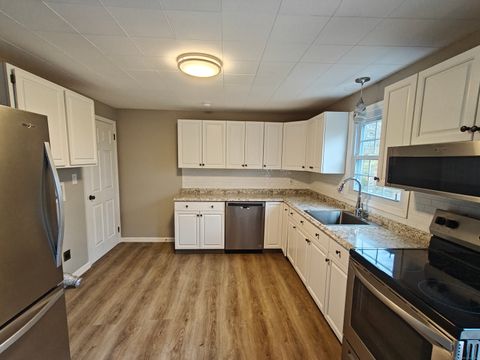 Tiny photo for 700 High St Extension #D, Thomaston, CT 06787 (MLS # 24138104)