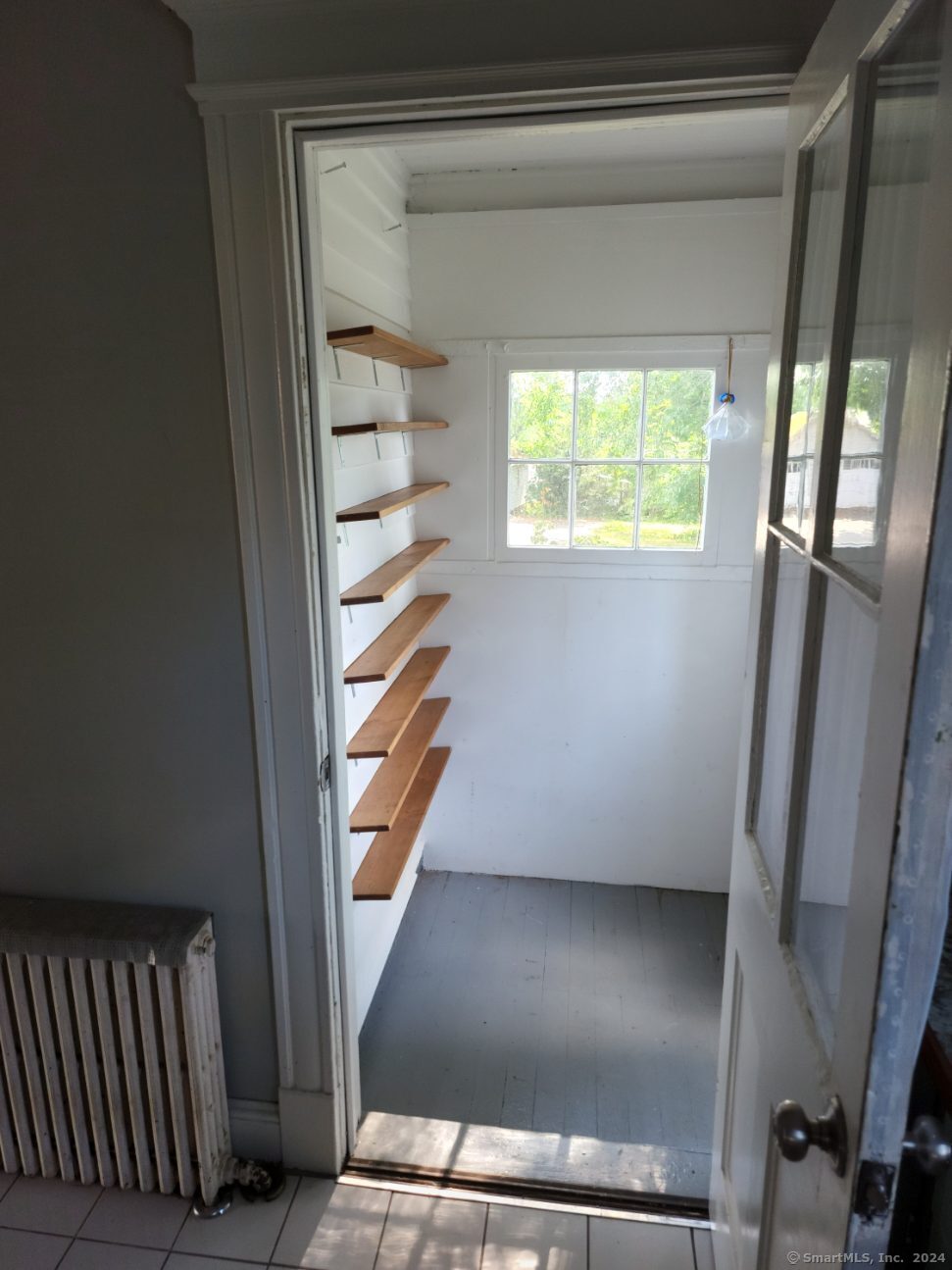 Middletown, Connecticut 06457, United States, 4 Bedrooms Bedrooms, ,2 BathroomsBathrooms,Residential,Active,158268