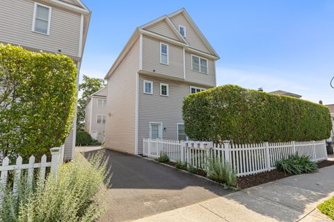 214 Seaside Avenue Stamford CT 06902