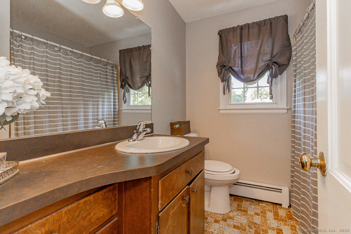 59 Valley Drive, Berlin, Connecticut image 23