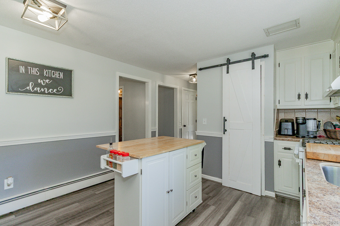 59 Valley Drive, Berlin, Connecticut image 11