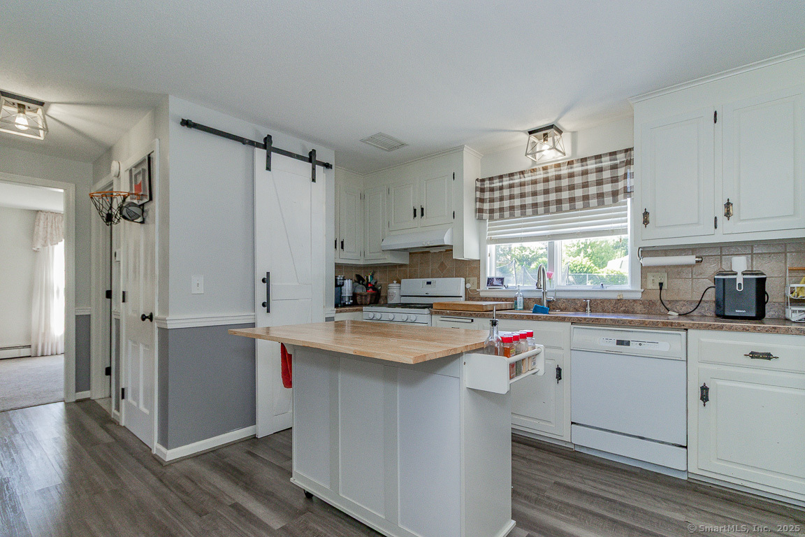 59 Valley Drive, Berlin, Connecticut image 8