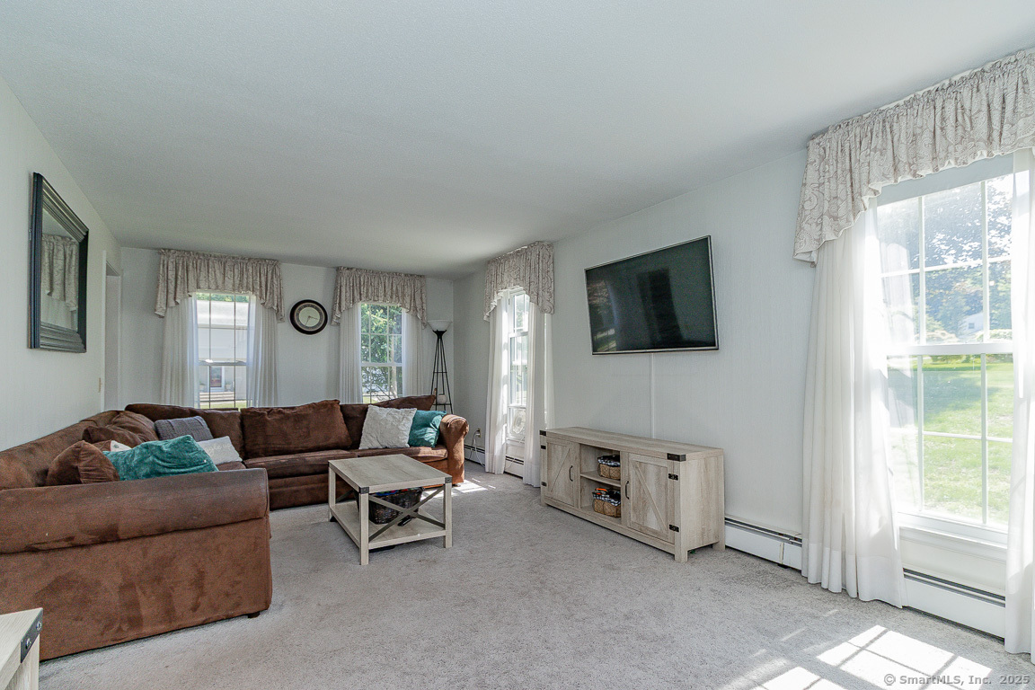 59 Valley Drive, Berlin, Connecticut image 18