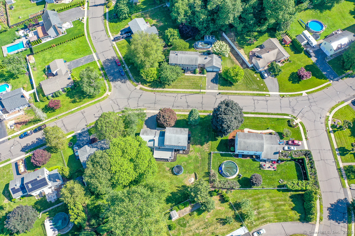 59 Valley Drive, Berlin, Connecticut image 35