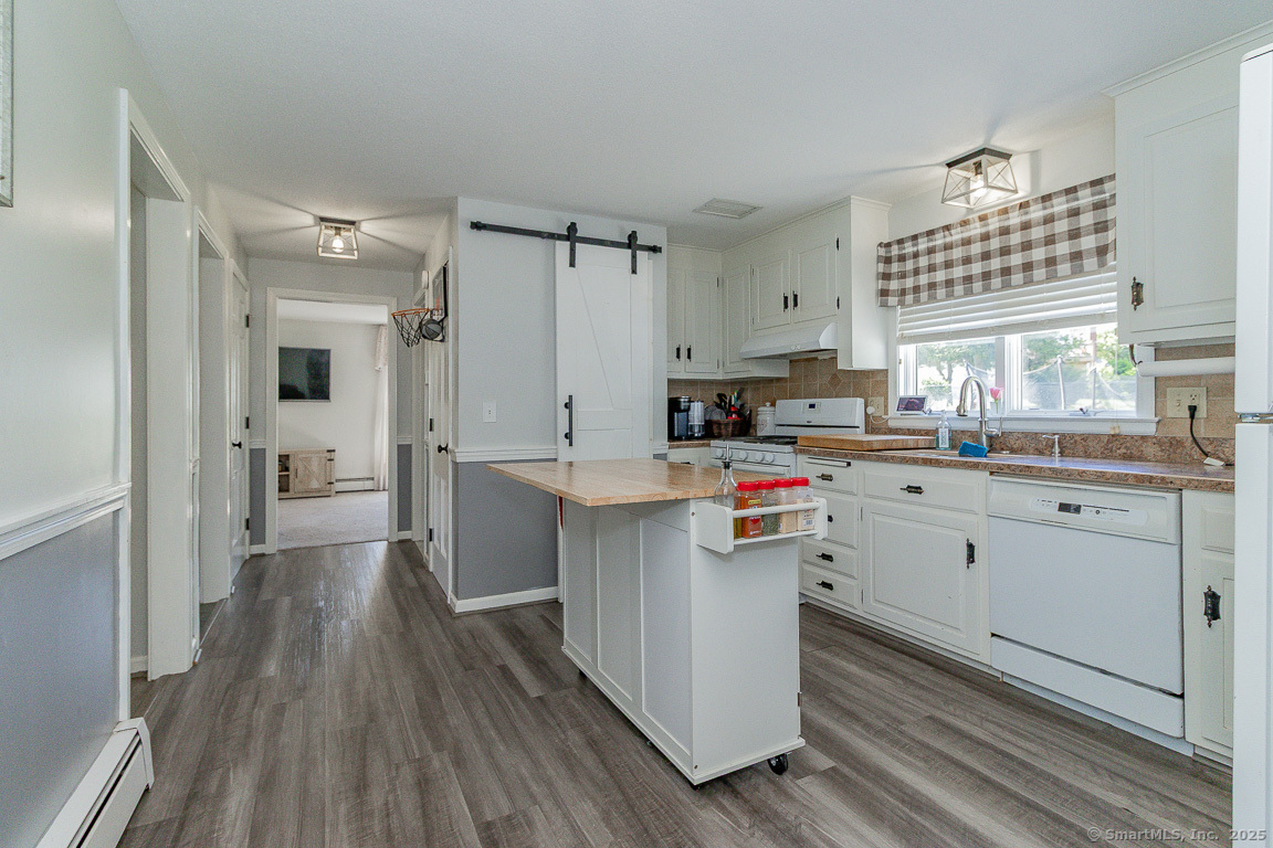 59 Valley Drive, Berlin, Connecticut image 7