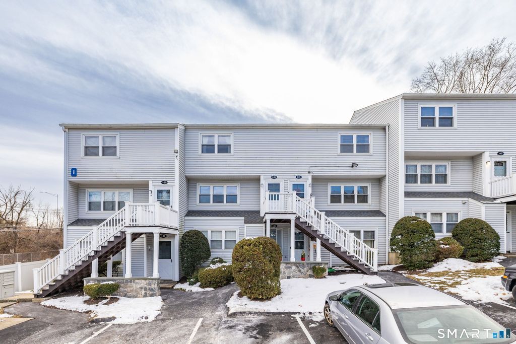 Photo of 29 Van Buren Avenue #APT I3, Norwalk, CT 06850 (MLS # 24150040)