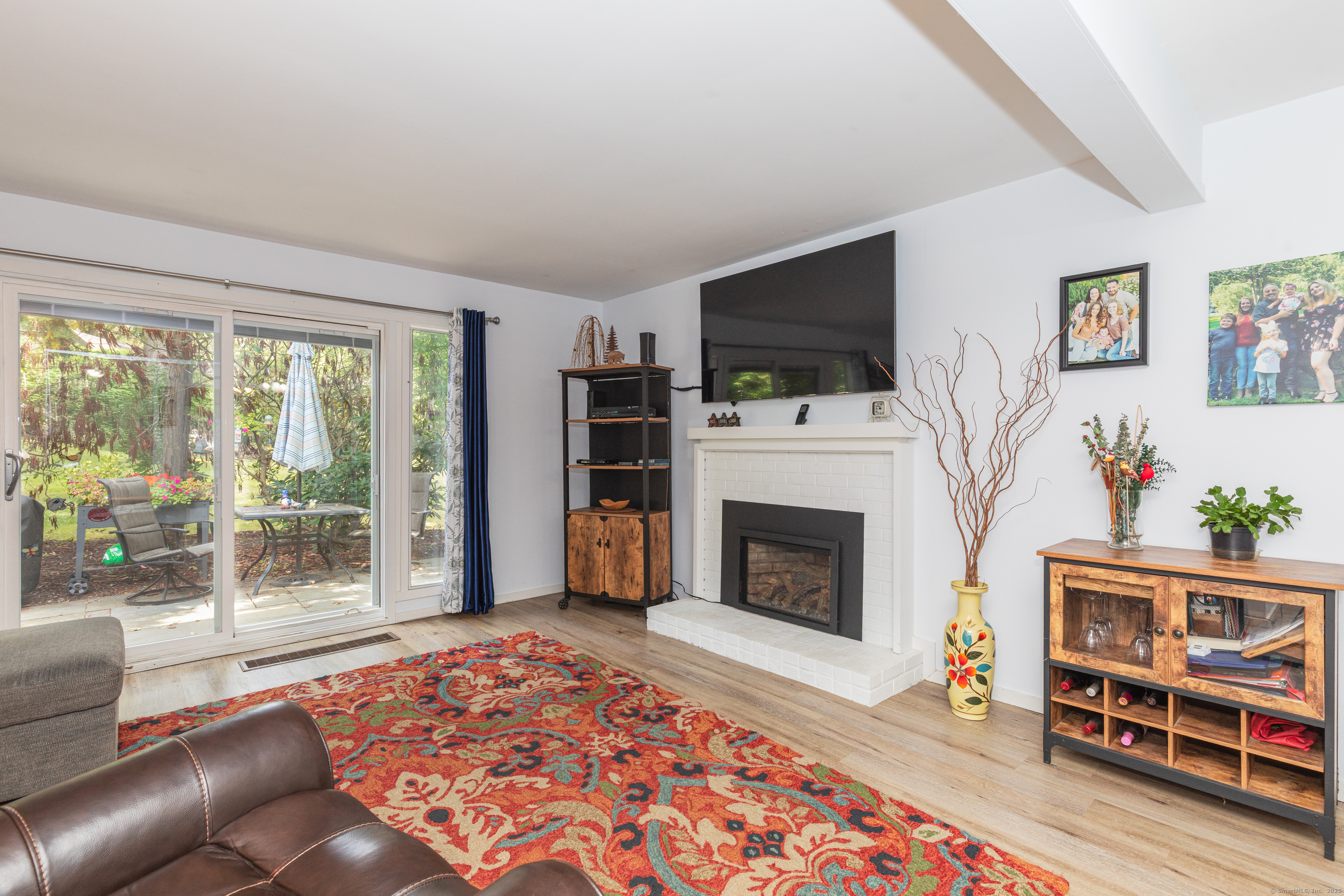 825 Heritage Village B