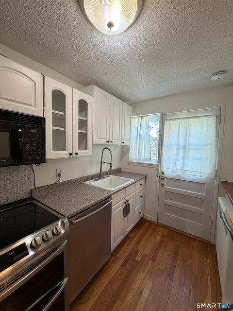 Tiny photo for 61 Arnold Way #61, West Hartford, CT 06119 (MLS # 24182909)