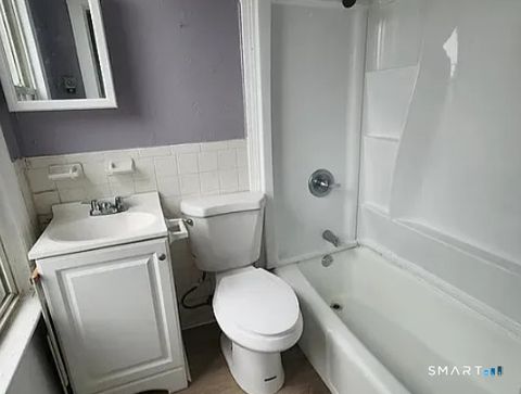 Tiny photo for 136 Windsor Avenue #2E, Meriden, CT 06451 (MLS # 24155339)