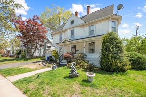 Tiny photo for 175 Lincoln Street, Middletown, CT 06457 (MLS # 24143114)