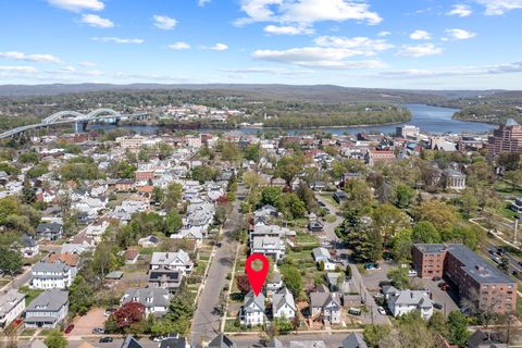 Tiny photo for 175 Lincoln Street, Middletown, CT 06457 (MLS # 24143114)