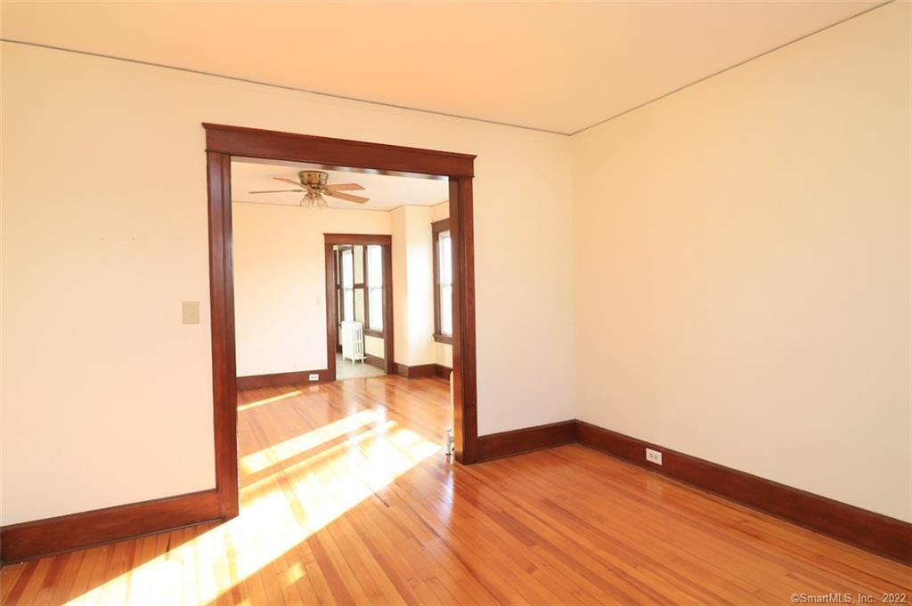 Stamford, Connecticut 06905, United States, 2 Bedrooms Bedrooms, ,1 BathroomBathrooms,Residential,Active,92312