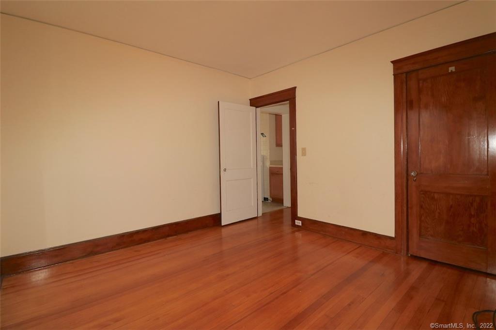 Stamford, Connecticut 06905, United States, 2 Bedrooms Bedrooms, ,1 BathroomBathrooms,Residential,Active,92312