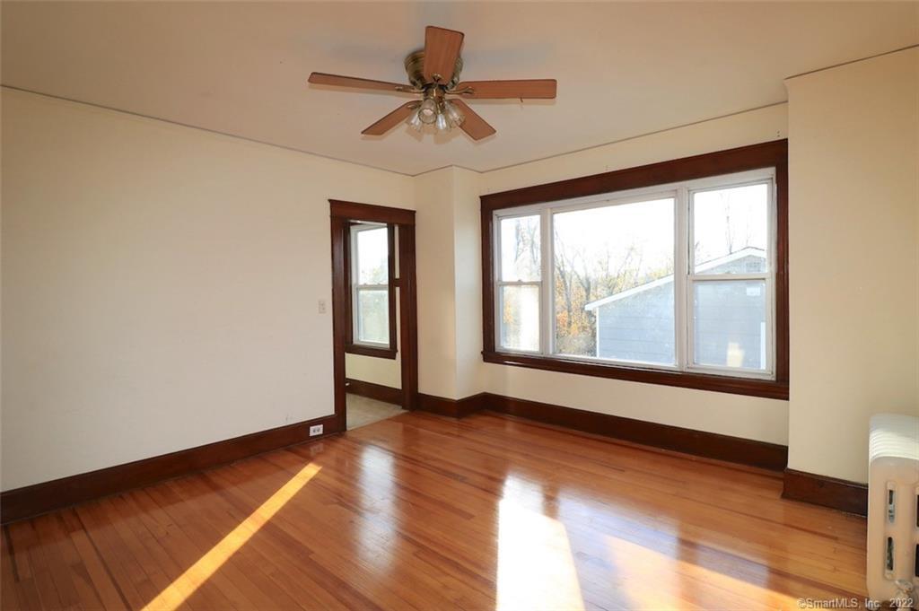 Stamford, Connecticut 06905, United States, 2 Bedrooms Bedrooms, ,1 BathroomBathrooms,Residential,Active,92312