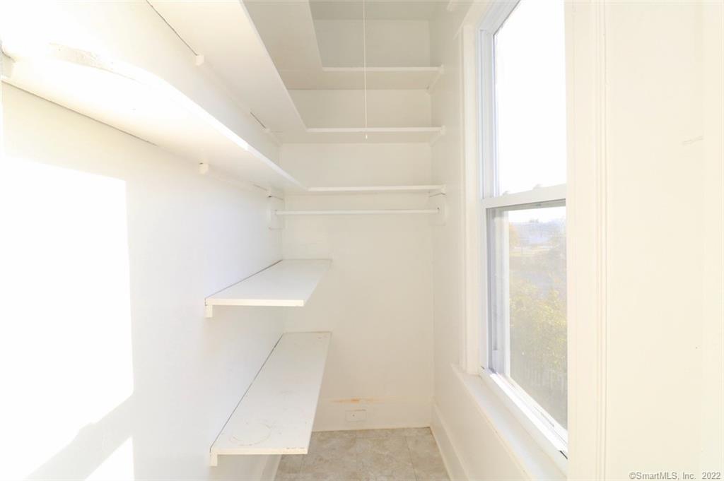 Stamford, Connecticut 06905, United States, 2 Bedrooms Bedrooms, ,1 BathroomBathrooms,Residential,Active,92312