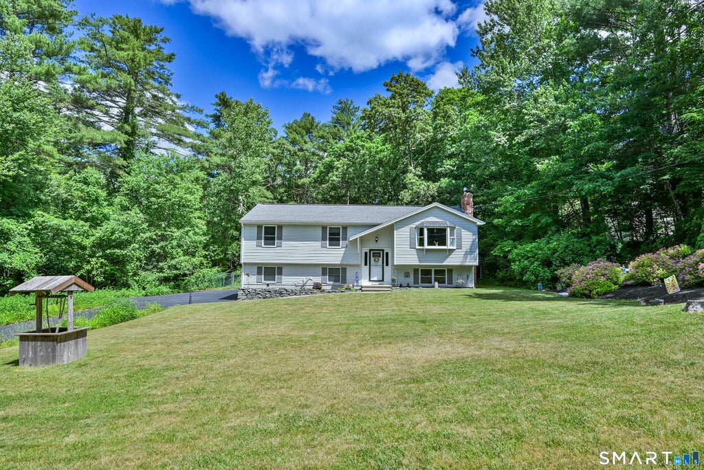Photo of 286 Quaddick Town Farm Road, Thompson, CT 06277 (MLS # 24184720)