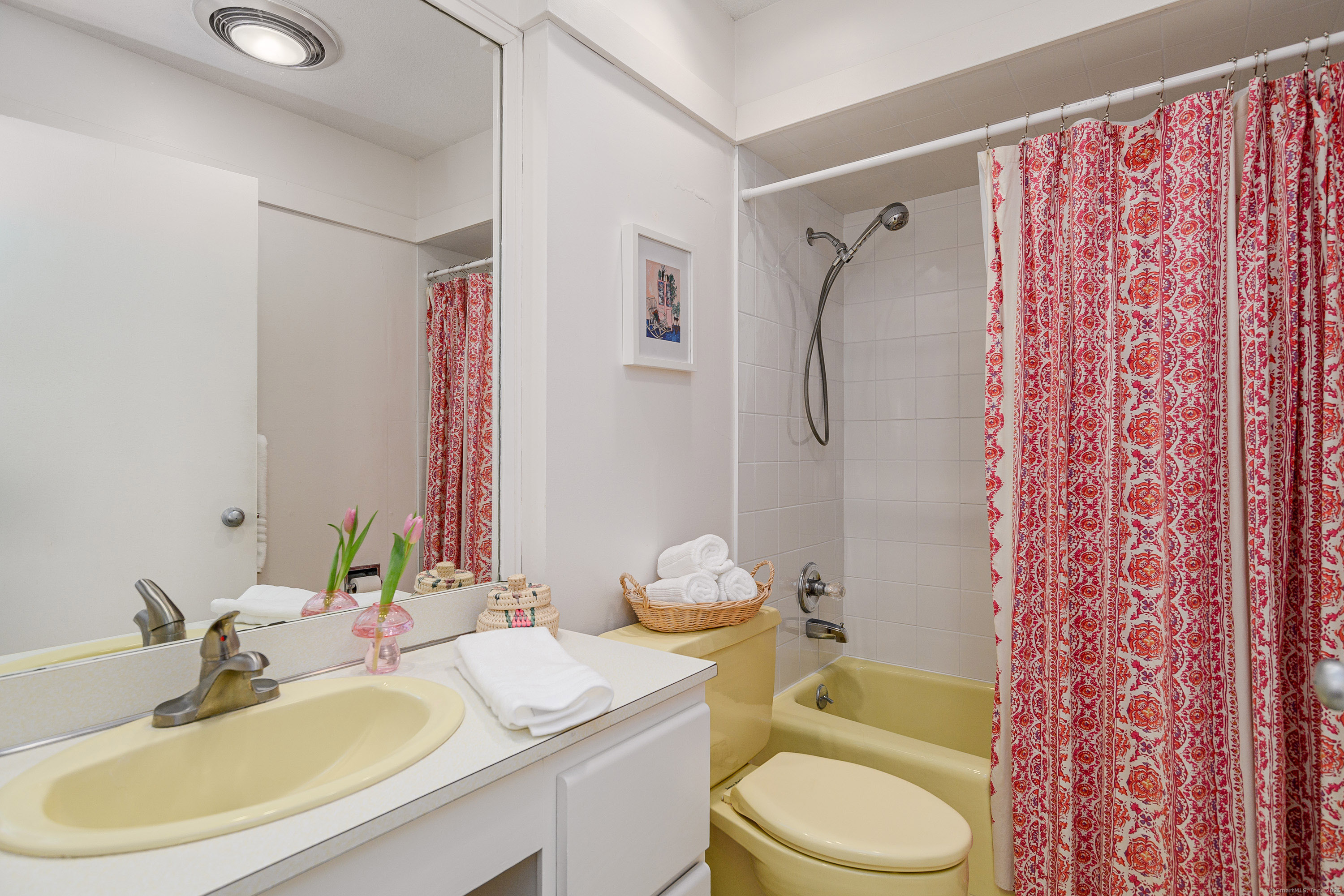 725 Heritage Village #D, Southbury, Connecticut image 19