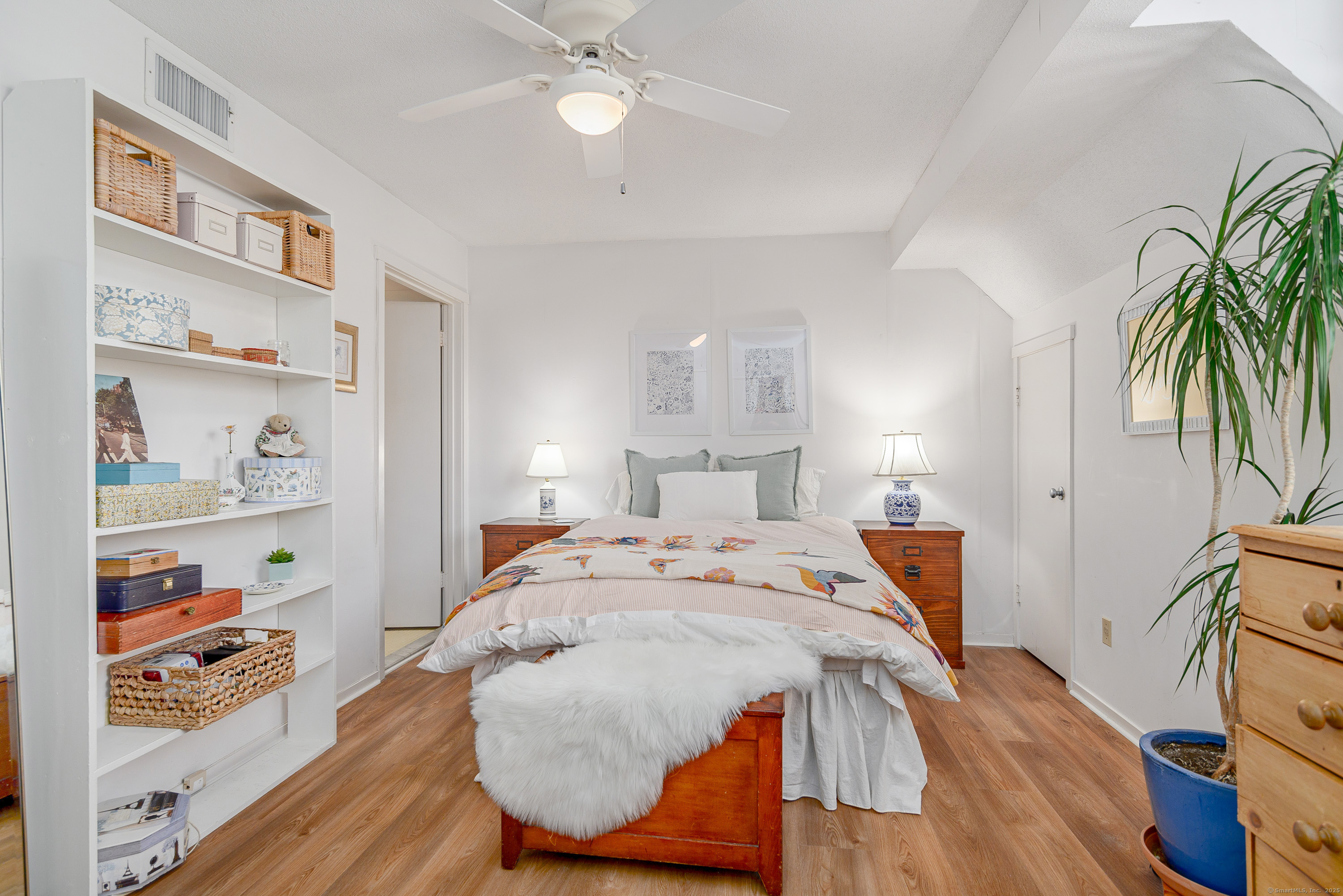 725 Heritage Village #D, Southbury, Connecticut image 16