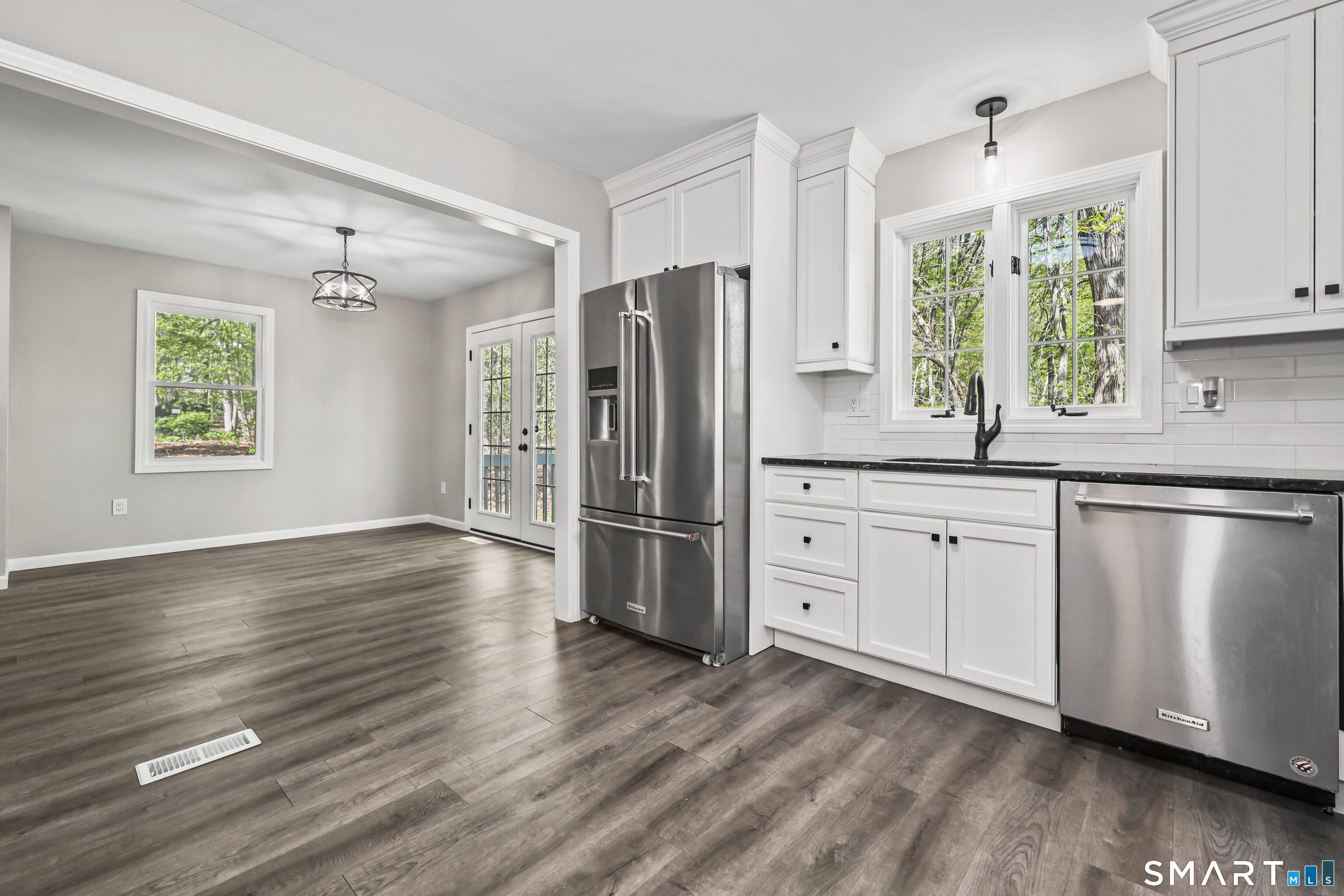 371 Dunfey Lane 371