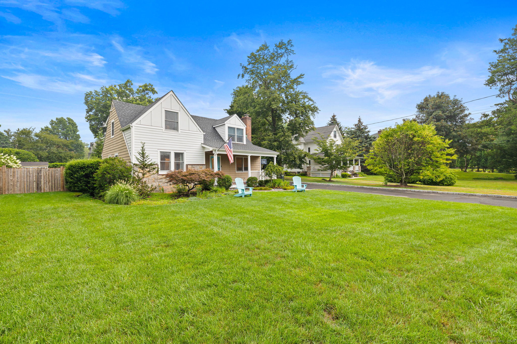 300 Soundview Avenue