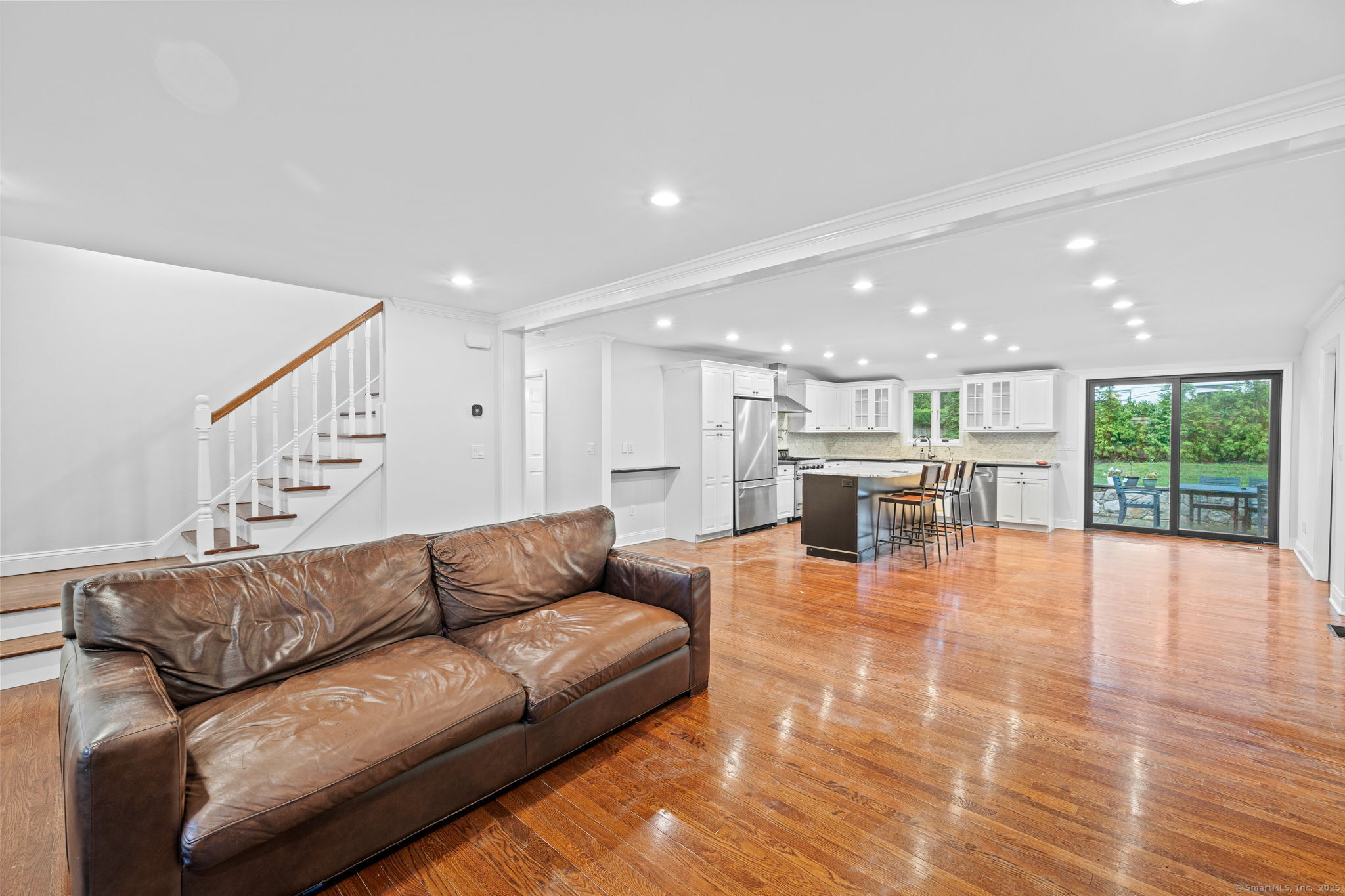 300 Soundview Avenue