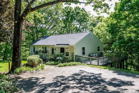 31 Second Hill Road New Milford CT 06776