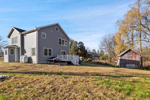 A home in New Milford