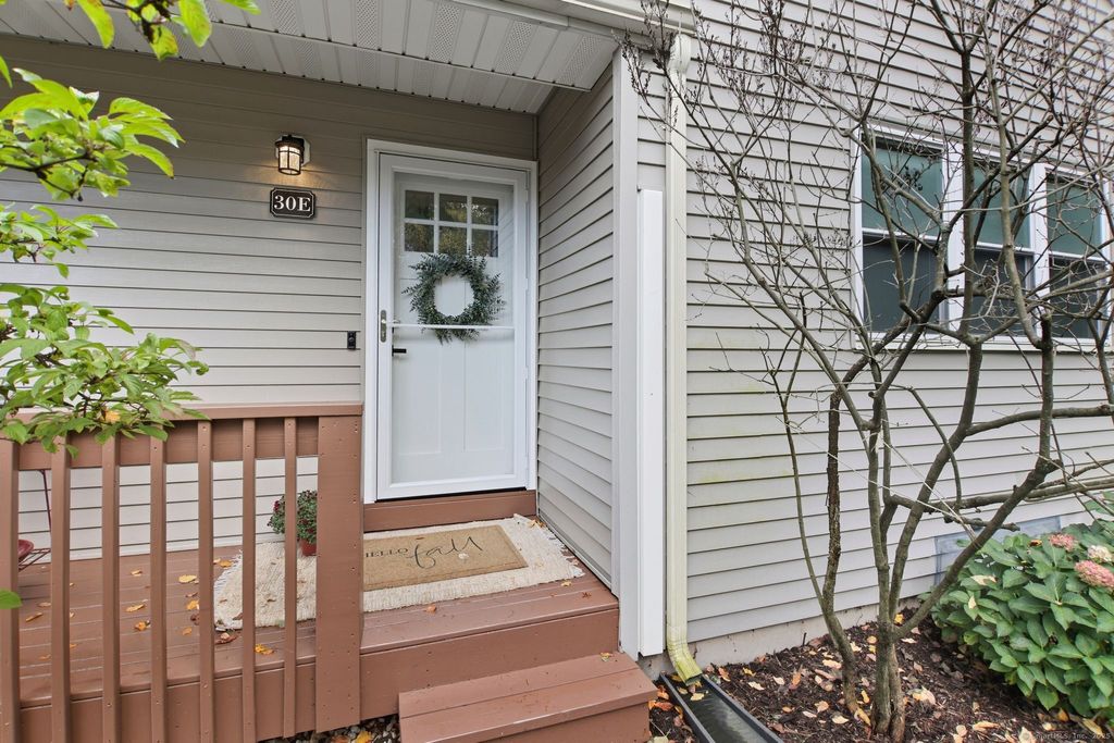 Photo of 30 Folkstone Road #APT E, East Windsor, CT 06016 (MLS # 24131572)