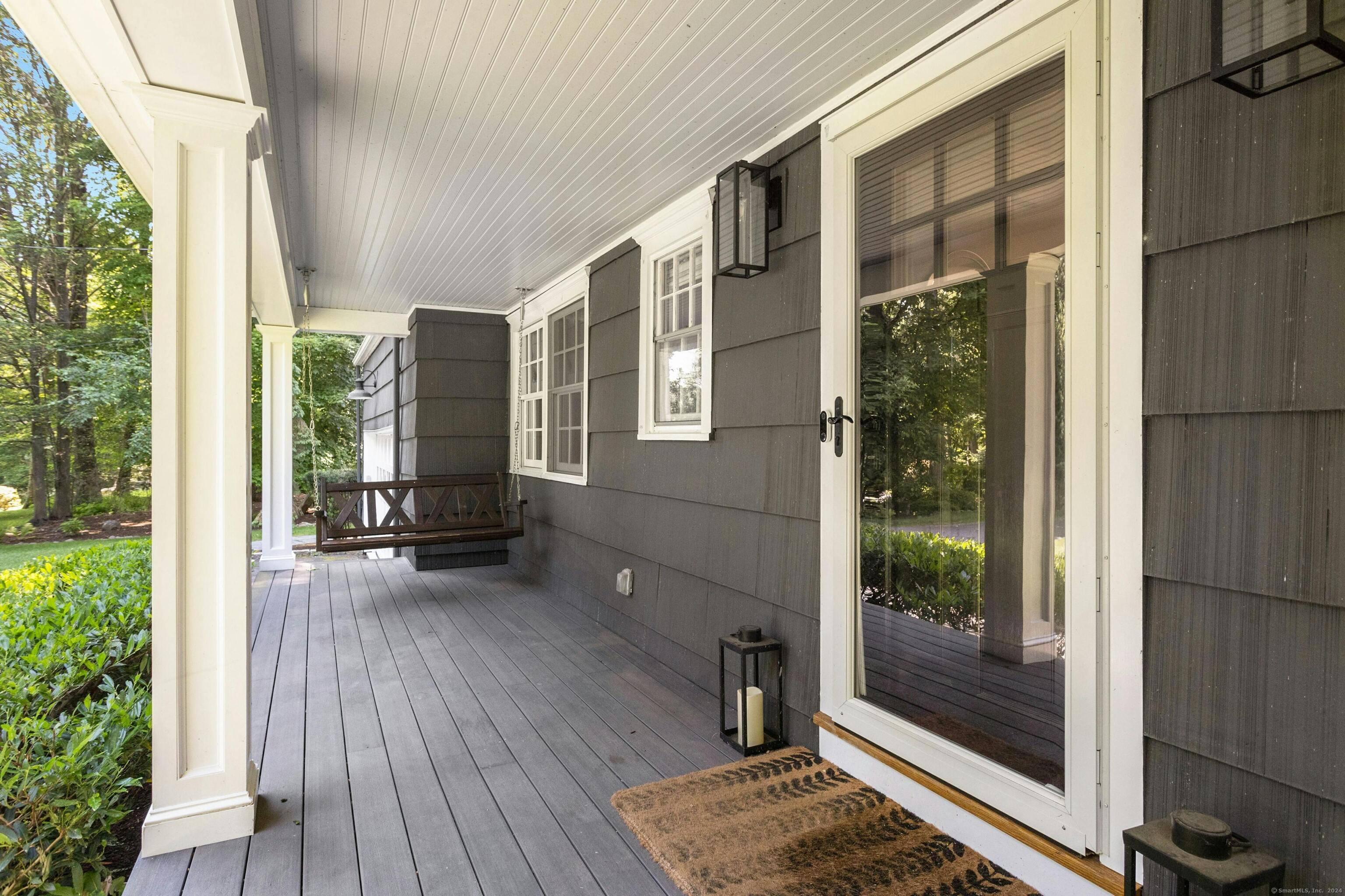 21 Roxbury Lane
