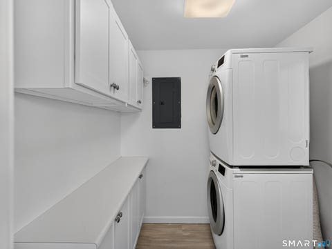 Tiny photo for 298 Meridian Street #A, Groton, CT 06340 (MLS # 24198317)