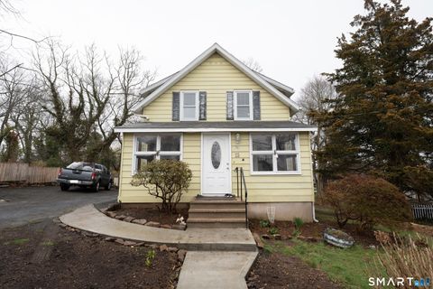 Photo of 25 Vera Street, East Haven, CT 06512 (MLS # 24165138)