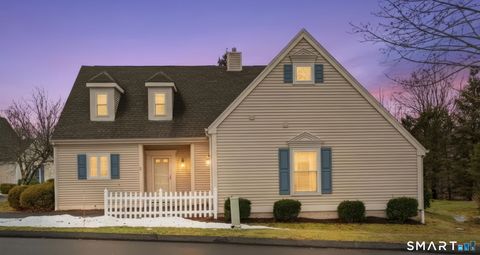 Photo of 2 Cherry Hill Court #2, Farmington, CT 06032 (MLS # 24146850)