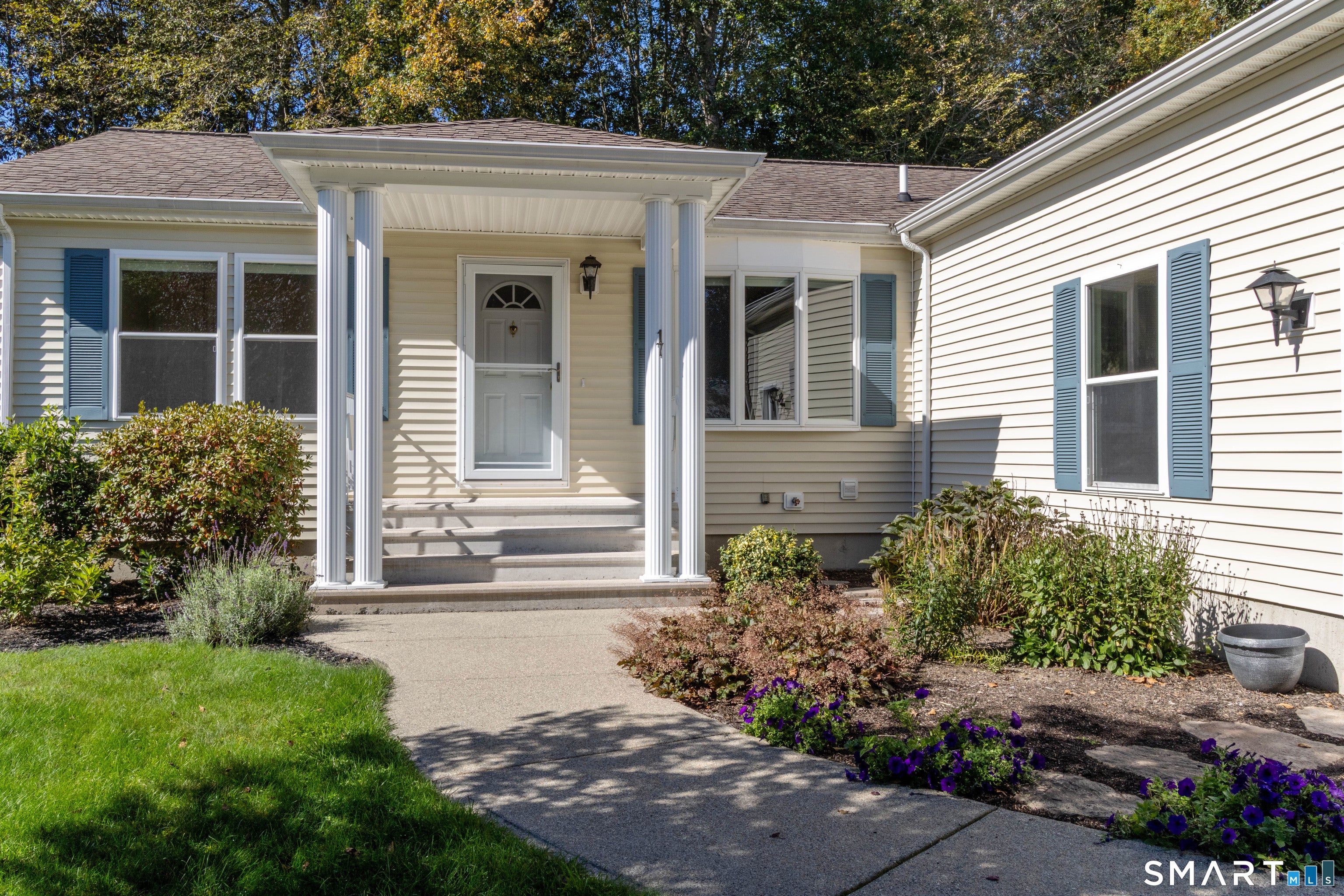 17 Wyndwood Road